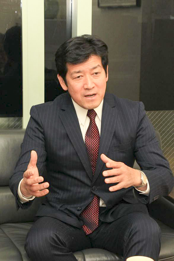 「与党の議席復活必要」自民・前田氏が来社 / 函館新聞デジタル