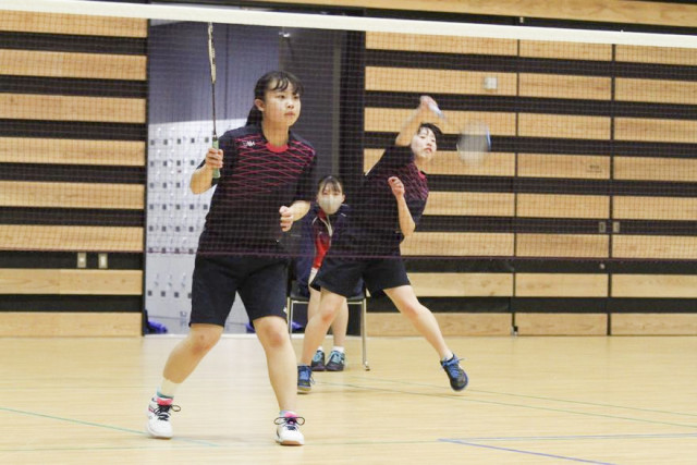 写真特集 第37回道南中学生バドミントン新人大会 団体戦 函館新聞電子版
