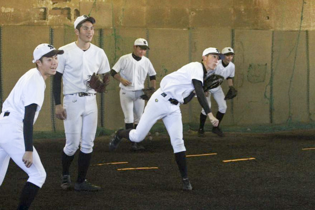 知内高 21世紀枠候補 町民の期待実感 練習にも熱 函館新聞電子版