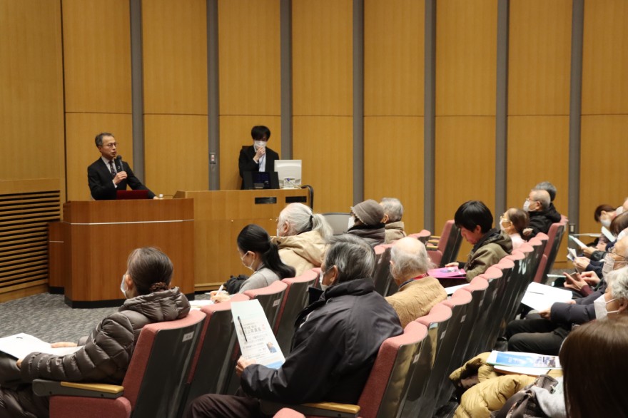 大腸がんの検診や最新手術などを紹介した市民公開講座