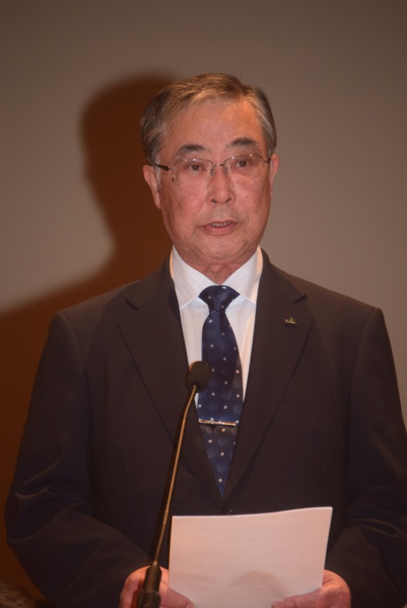 通常総代会であいさつする横道組合長