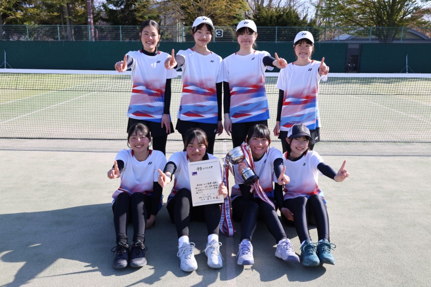 女子団体を制した八雲Ａ